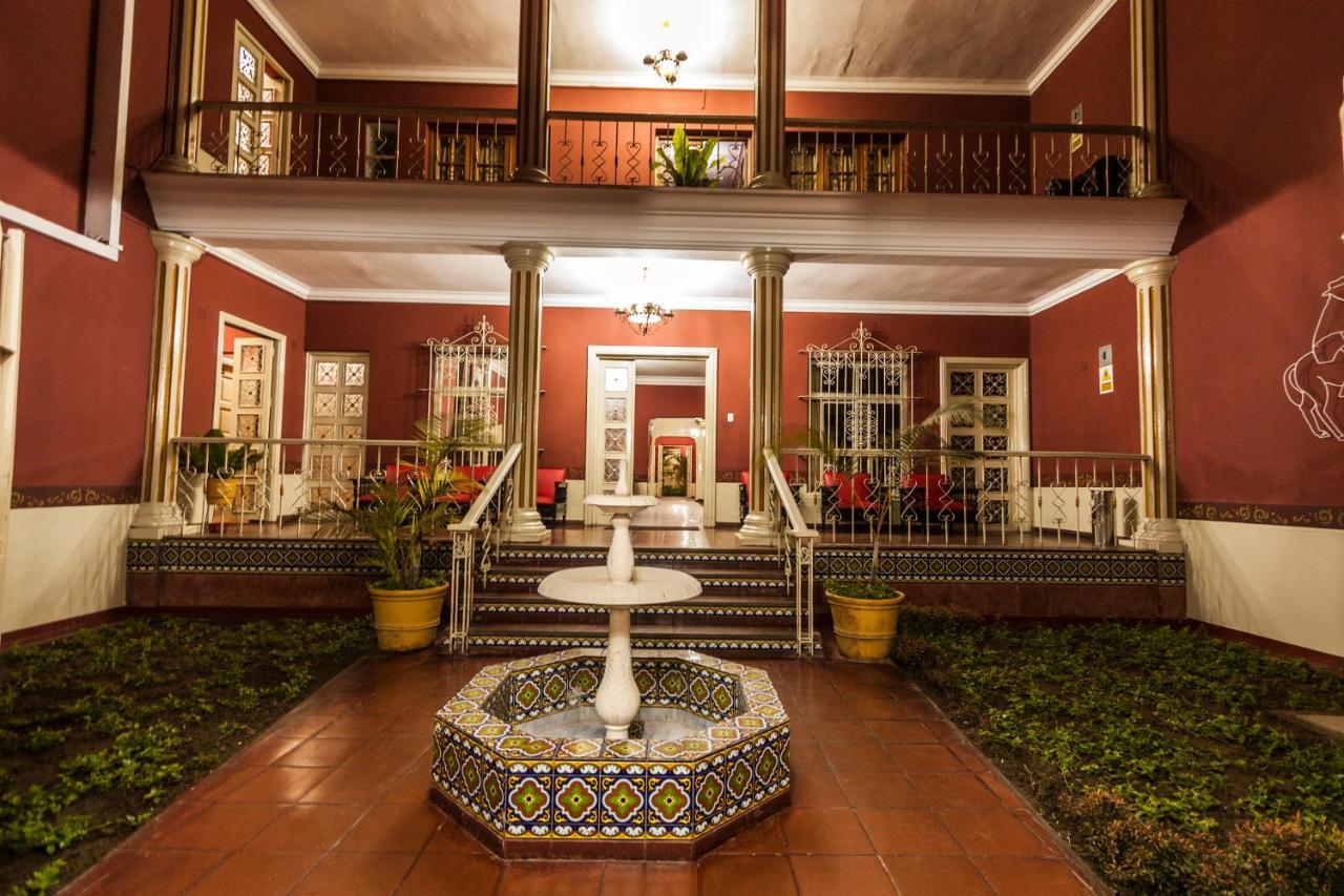 טרוחיו Hotel Colonial מראה חיצוני תמונה