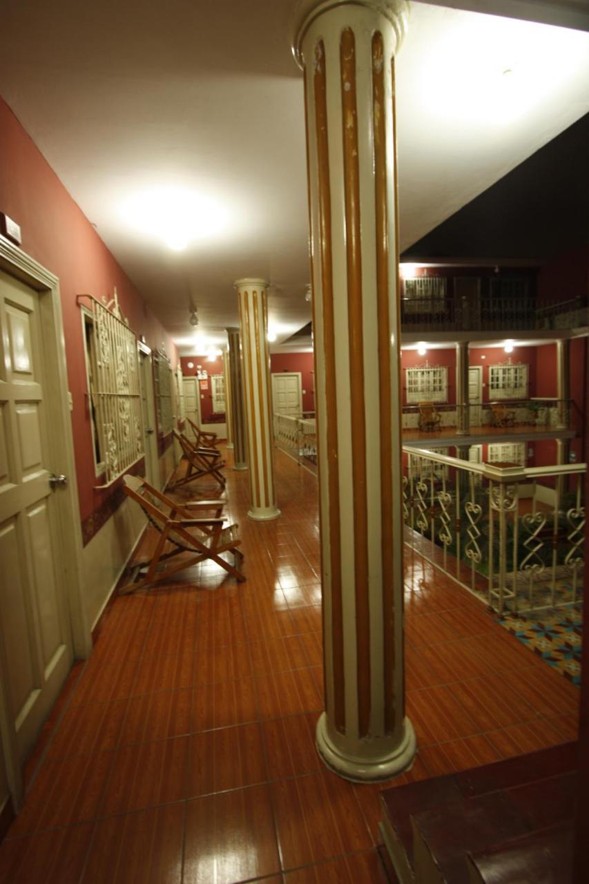 טרוחיו Hotel Colonial מראה חיצוני תמונה